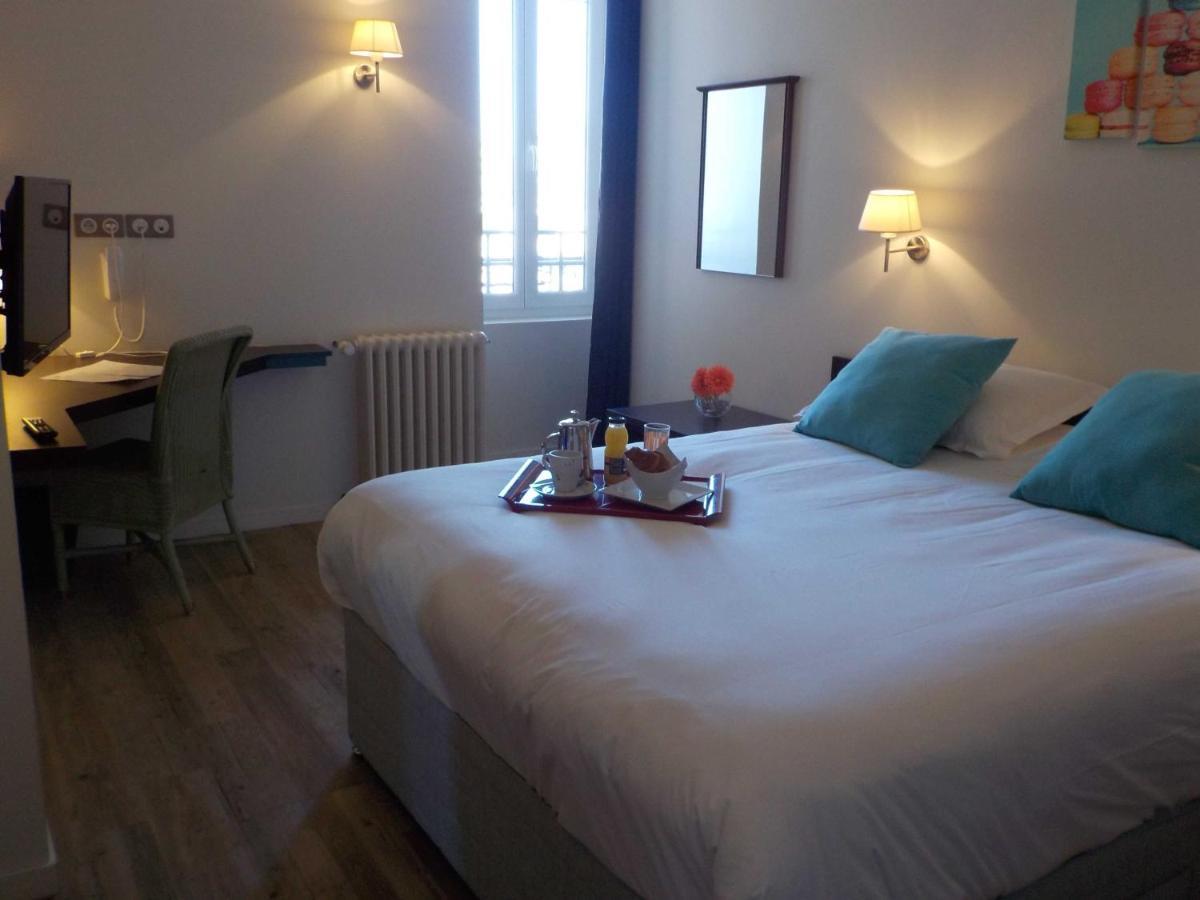 Hotel De Bretagne Dol Centre Ville - Hotel Et Restaurant ドル・デ・ブルターニュ エクステリア 写真