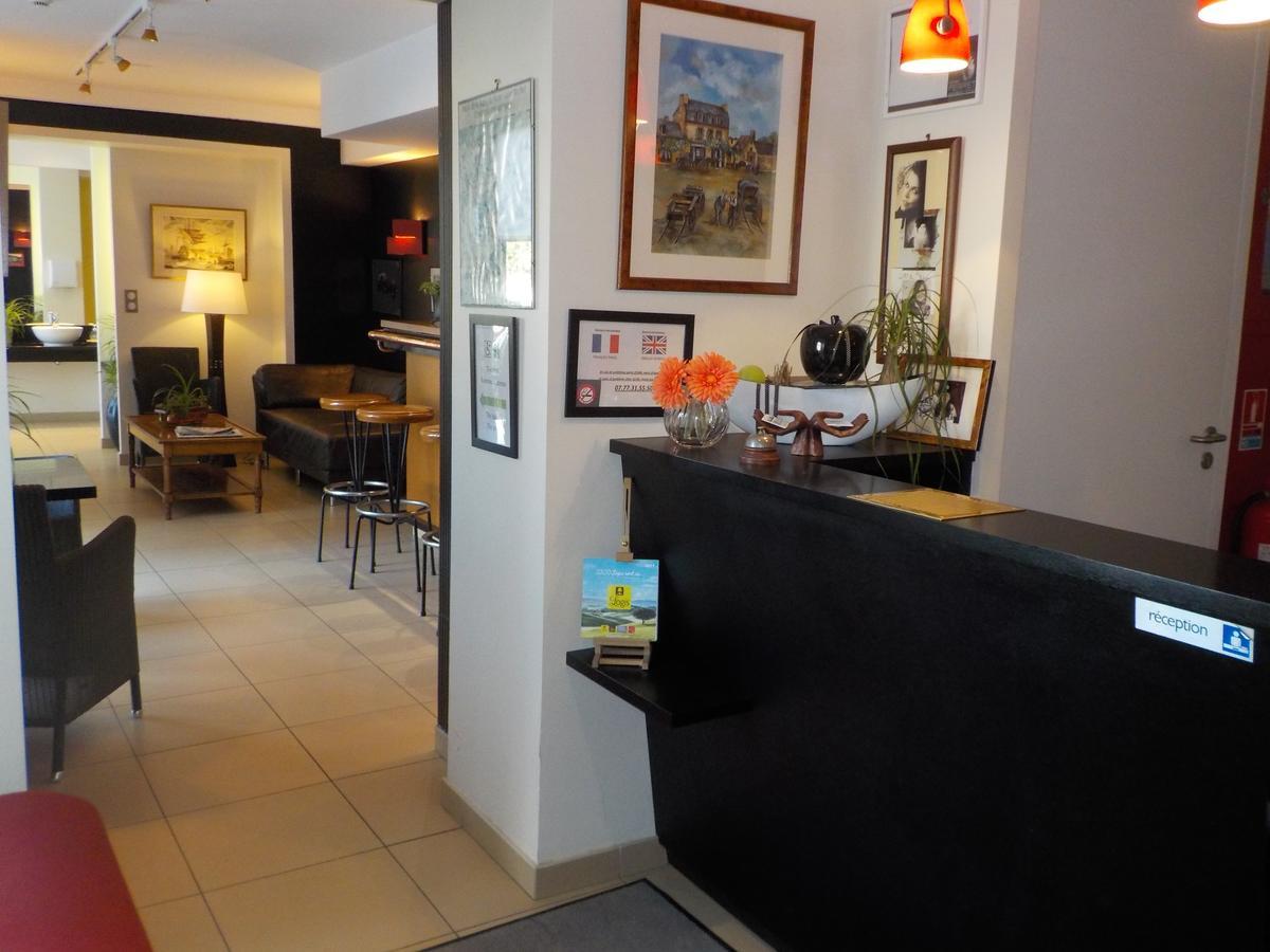 Hotel De Bretagne Dol Centre Ville - Hotel Et Restaurant ドル・デ・ブルターニュ エクステリア 写真